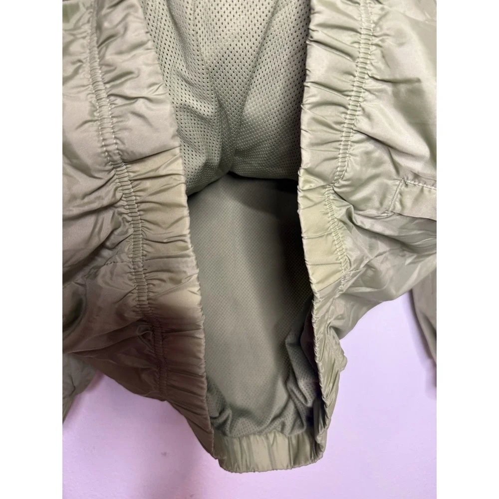 Nike Mens Nike Green Pullover Windbreaker Perf LIned Breathable Hood Size L